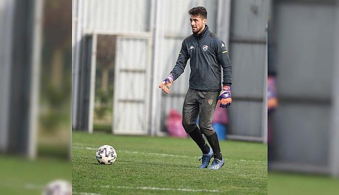 Bursasporlu kaleci Ataberk Dadakdeniz zirvede yer aldı