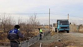 Karın yağmadığı Erzincan'da belediye çalışmalarının sezonu uzadı