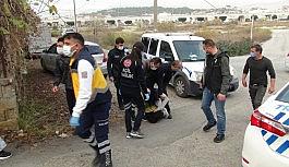 Karısını bayıltana kadar dövdü, "Araca zarar verip başını araca vurdu" dedi