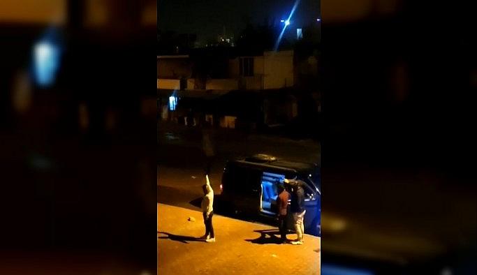 Kısıtlama saatinde pompalı tüfekli ve havai fişekli kutlama