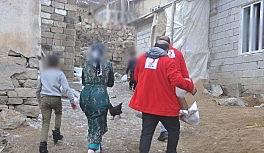 Kızılay'dan ihtiyaç sahiplerine yardım