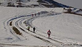 (Özel haber) Kayakçılar yarışlara yüksek kesimlerde hazırlanıyor