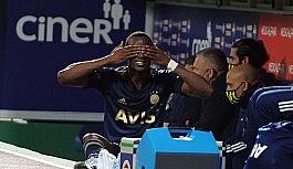 Thiam'dan dikkat çeken hareket