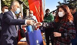 Üniversite adaylarına Bursa Büyükşehir desteği