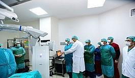 Van'a 'beyin cerrahi ameliyat mikroskobu' kazandırıldı