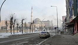 Yüksekova da sessizliğini koruyor